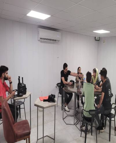 دن کلاب (اصفهان)