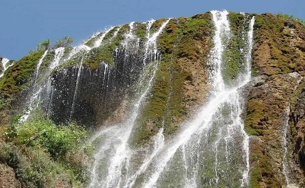 آبشار هفت چشمه